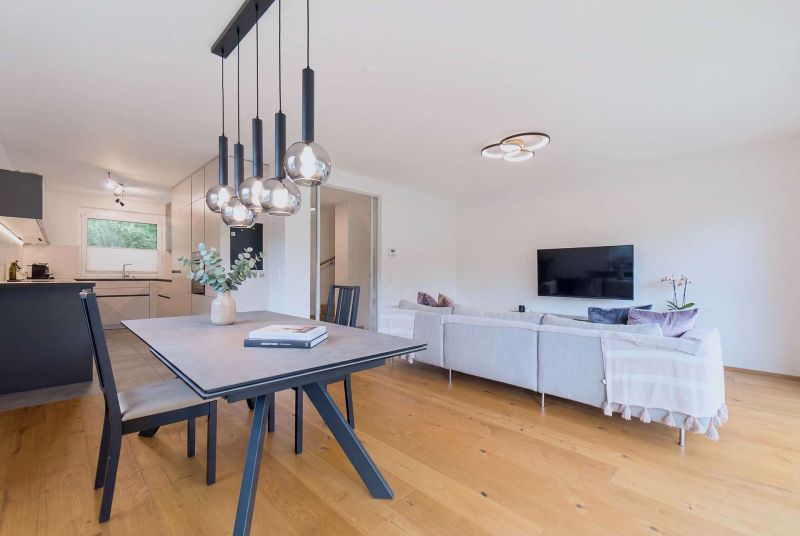 Hochwertiges Eckreihenhaus in Ruhelage mit gro�em Garten, Keller, PV-Anlage und zwei Stellpl�tzen /  / 1220&nbsp;Wien / Bild 3